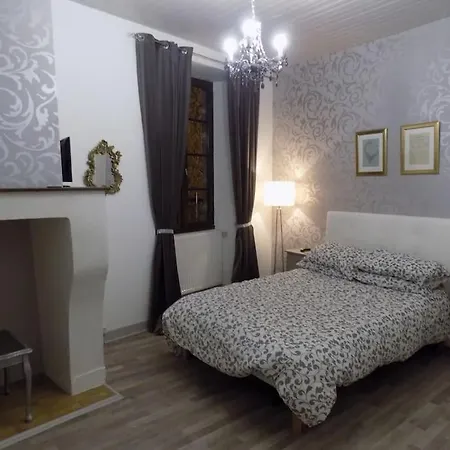 L'ancienne Forge - A Stylish Medieval * كونفولين